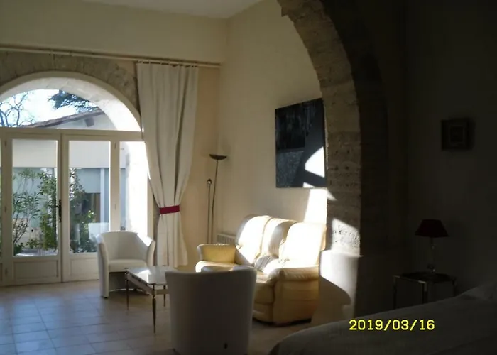 La Chapelle Du Prieure *