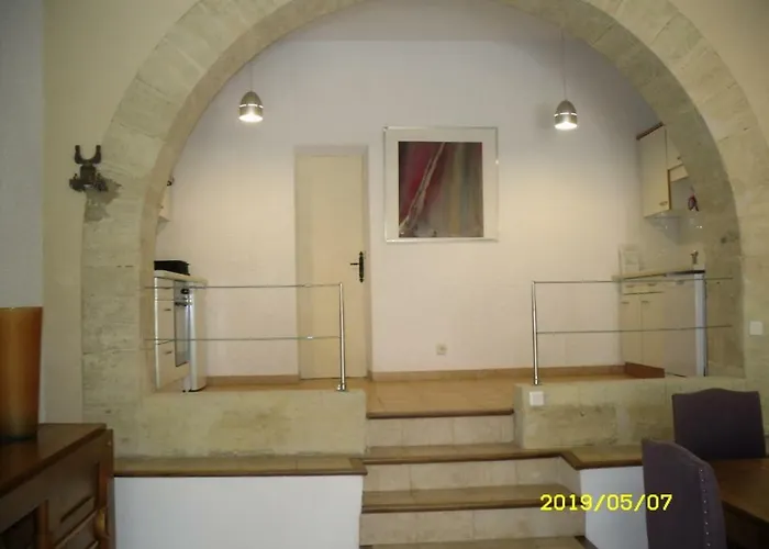 La Chapelle Du Prieure * Alignan-du-Vent